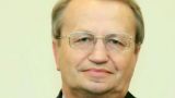 Вице-губернатор Новгородской области при задержании за взятку врезался в машину ФСБ