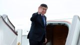 Президент Киргизии вылетел в Россию на встречу с Путиным