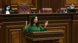 «Сдал Родину»: армянский депутат призналась Пашиняну в ненависти