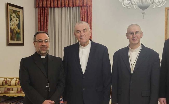 Лукашенко помиловал двух католических священников, осужденных за измену государству