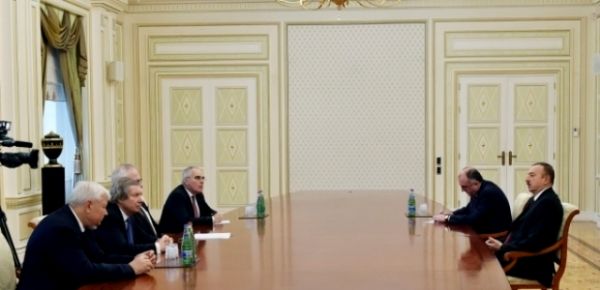 Посредники ОБСЕ по Карабаху отправились из Баку в Степанакерт