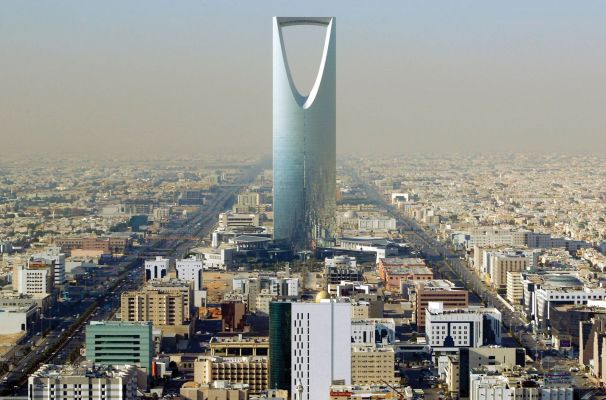 Саудовская Аравия увеличила добычу нефти до рекорда