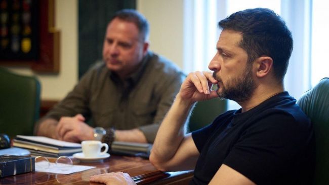 Ермак не питает злобы к Зеленскому, но другие получат по заслугам — FT