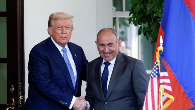 Трамп заявил, что поддерживает Пашиняна на выборах президента Армении Трамп заявил, что поддерживает Пашиняна на выборах президента Армении