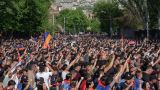 Армения в послевоенном шоке: Пашиняна пытаются свалить его же методами — интервью