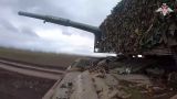 Минобороны: Танки Т-80БВМ уничтожили позиции ВСУ в Днепропетровской области