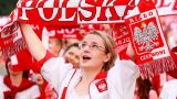 Кого любят поляки: операция ненависти и травли приносит плоды — соцопрос