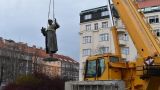 Дочь Конева просит вернуть снесенный в Праге памятник отцу в Москву