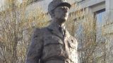 В Волгограде ко Дню Победы установят бюст Шарля де Голля