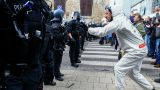 Подготовка к продлению локдауна вызвала массовые беспорядки в Германии