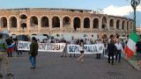 В Италии прошла акция протеста против поставок оружия Украине