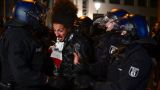 В ходе протестов в Берлине пострадали 20 человек