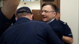 «Рот закрывают даже на таком уровне!»: Матеуша Пискорского побили в суде
