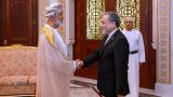 Султан Омана принял в своем дворце министра иностранных дел Ирана