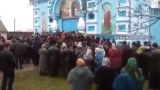 Прихожане православного храма под Ровно оказались в заложниках у «правосеков»
