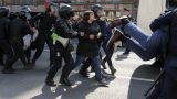 Германия: акции протеста у себя разгонять, а разгоны в России — осуждать