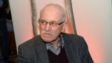 Режиссер Александр Митта в критическом состоянии