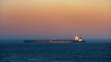 Сомалийские пираты захватили нефтетанкер