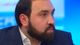 Хамзаев предложил «чипировать» чиновников за рубежом
