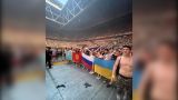 На концерте скандального белорусского артиста в ФРГ развернули флаги России и Украины