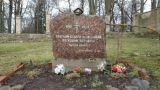 В Эстонии собирают средства на восстановление часовни на белогвардейском кладбище