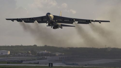 The US B-52 Stratofortress bomber crashed immediately after takeoff