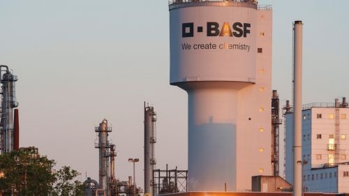 Опасность реальна: Немецкий бизнес энергично побежал из Германии