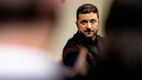 Зеленский в страхе: на всех переговорах требует обеспечить ему «золотой парашют»