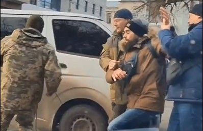 "Please, people!" — Ukrainian public posted a video with the "successes" of the shopping center