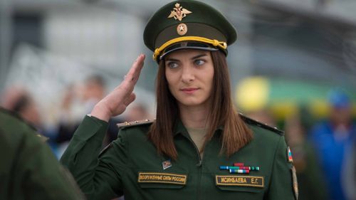 «Забывчивая понарошковая майорша»: сеньора Исинбаева должна России кучу денег