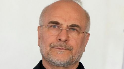 Or the market is stupid: There is a vending machine in Hormuz that distributes dollars for free — Ghalibaf