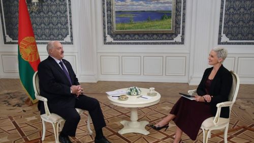 Лукашенко назвал путь решения конфликта на Украине