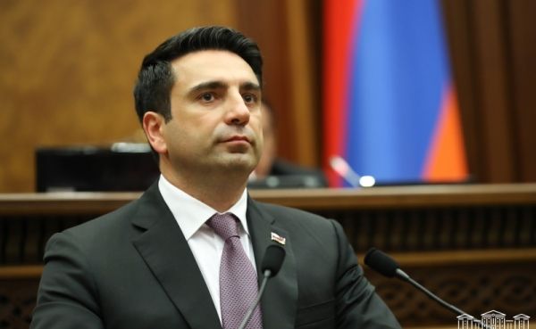 Вектор не меняем, но механизмами безопасности недовольны — спикер парламента Армении