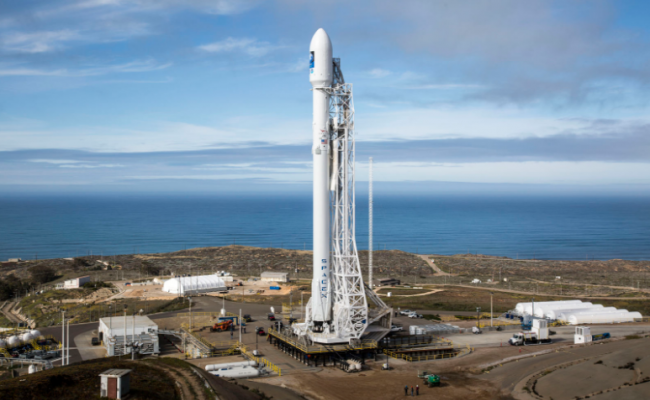 SpaceX отменила запуск ракеты за 2 секунды до старта
