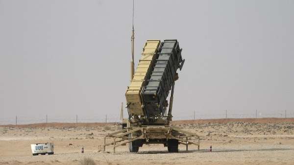 Батарея противоракетной системы Patriot в Саудовской Аравии. Иллюстрация: AFP