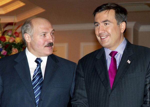 Саакашвили поблагодарил Лукашенко за сопротивление России