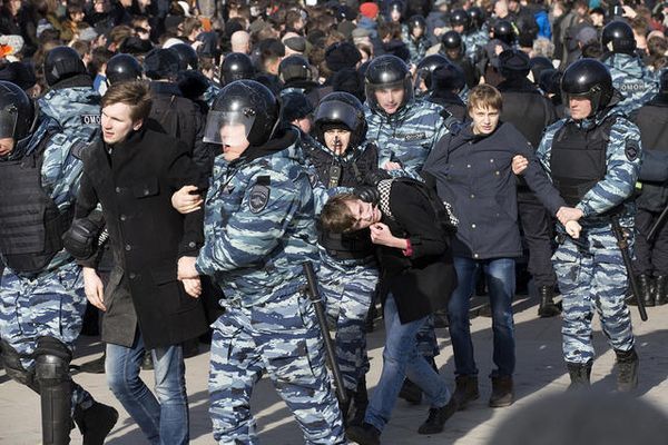 МВД просит людей воздержаться от участия в акции в Москве 29 апреля МВД просит людей воздержаться от участия в акции в Москве 29 апреля