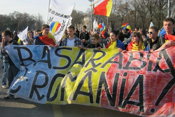 Румынизация Молдавии искусственная и принудительная — посол России в Бухаресте